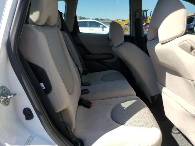 JHMGD386X7S066176 - 2007 HONDA FIT S WHITE photo 10