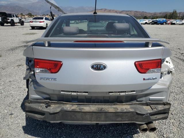 KNAFW6A34D5742511 - 2013 KIA FORTE SX SILVER photo 6