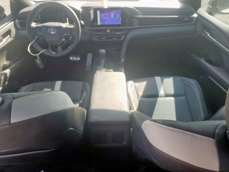 4T1DAACK3SU007176 - 2025 TOYOTA CAMRY XSE WHITE photo 8