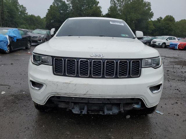 1C4RJEAG3KC675338 - 2019 JEP GRAND CHEROKEE LAREDO თეთრი ფოტო 5