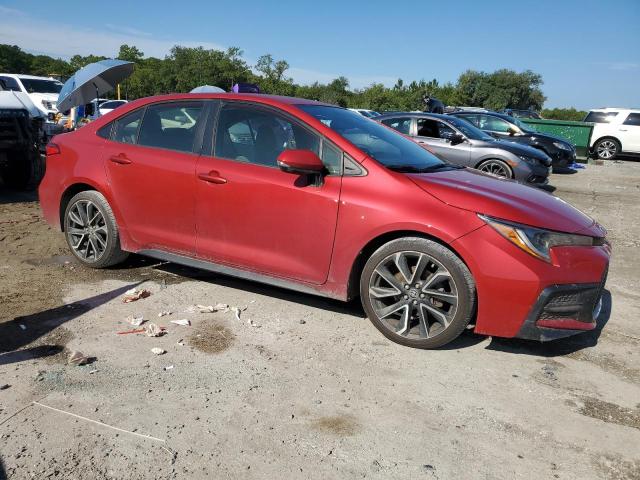 JTDS4MCE0MJ058847 - 2021 TOYOTA COROLLA SE MAROON photo 4