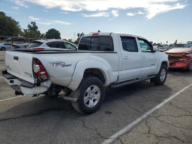 3TMKU4HN1CM032364 - 2012 TOYOTA TACOMA DOUBLE CAB PRERUNNER LONG BED WHITE photo 3