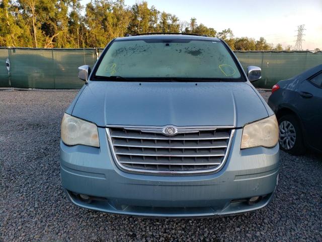 2A4RR6DXXAR414346 - 2010 CHRYSLER TOWN & COU LIMITED TEAL photo 5