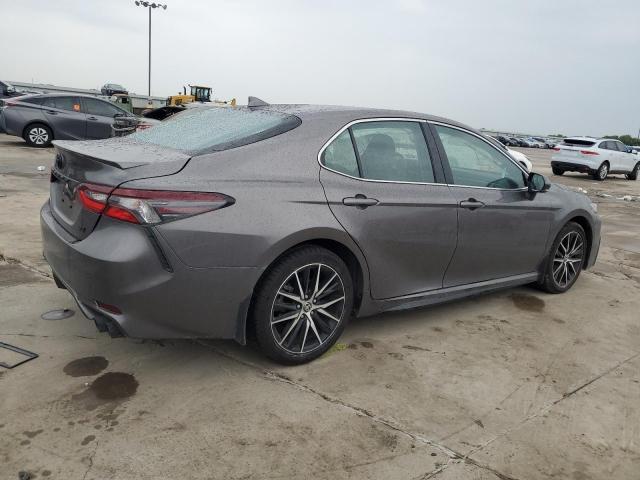 4T1G11AK0PU785040 - 2023 TOYOTA CAMRY SE NIGHT SHADE GRAY photo 3