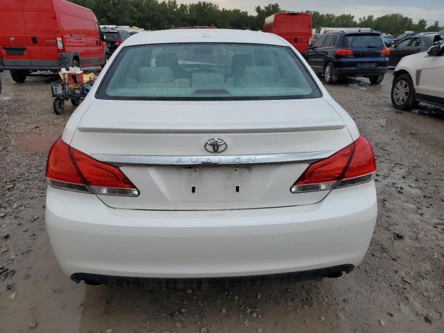 4T1BK3DBXBU390323 - 2011 TOYOTA AVALON BASE 白色 照片 6