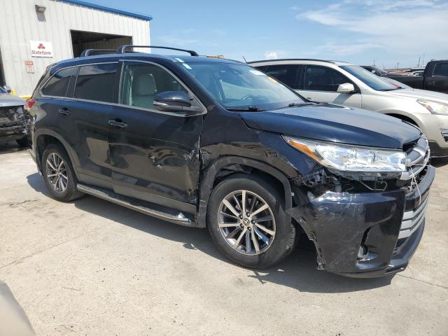 5TDKZRFH2KS551787 - 2019 TOYOTA HIGHLANDER SE 黑色 照片 4