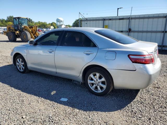 4T1BE46K07U541171 - 2007 TOYOTA CAMRY CE ვერცხლისფერი ფოტო 2