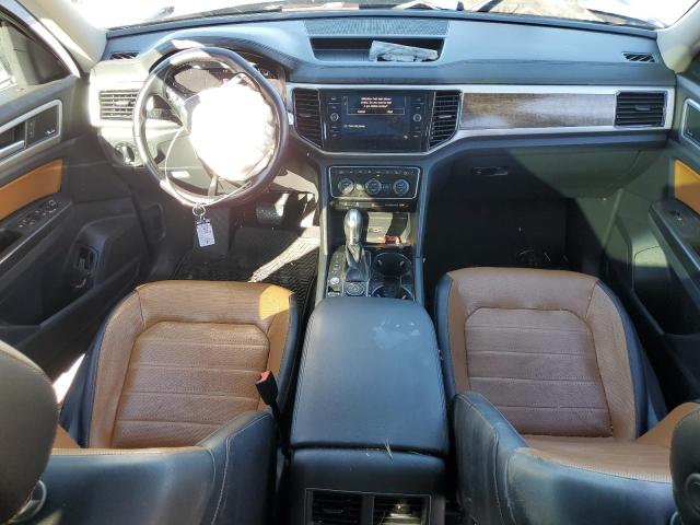 1V2NR2CA5JC549039 - 2018 VOLKSWAGEN ATLAS SEL PREMIUM رمادي صورة 8