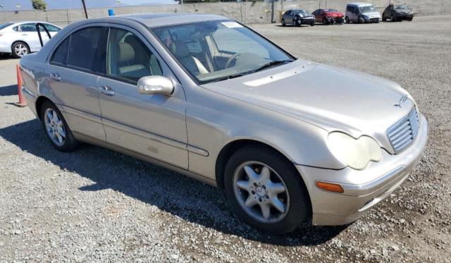 WDBRF61J23E014164 - 2003 MERCEDES-BENZ C 240 BEIGE photo 4