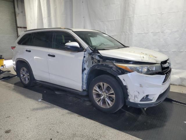 5TDJKRFH8FS210447 - 2015 TOYOTA HIGHLANDER XLE WHITE photo 4