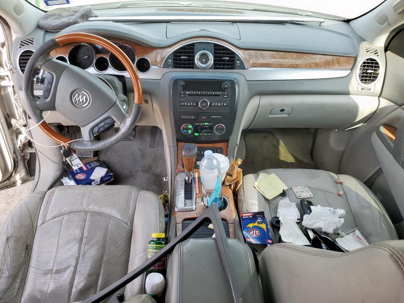 5GAKRCED9CJ335639 - 2012 BUICK ENCLAVE SILVER photo 8