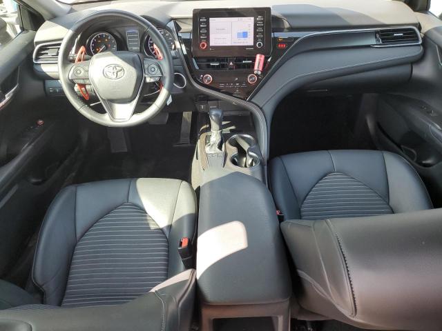 4T1G11AK9NU024665 - 2022 TOYOTA CAMRY SE 灰色 照片 8