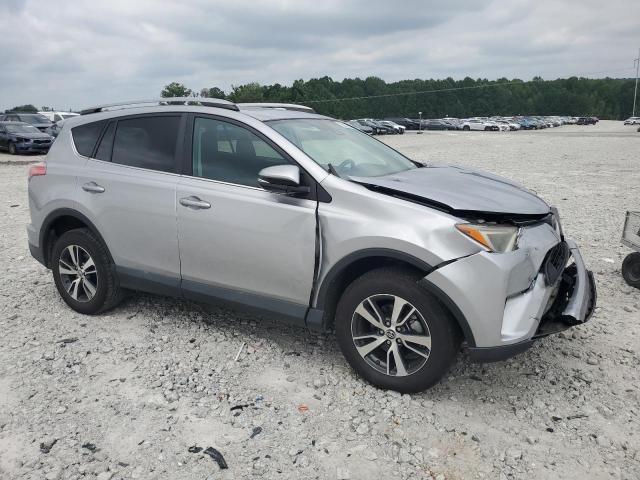 2T3WFREV7HW383198 - 2017 TOYOTA RAV4 XLE SILVER photo 4