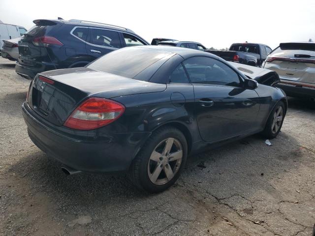 WDBWK54F36F083329 - 2006 MERCEDES-BENZ SLK 280 BLACK photo 3