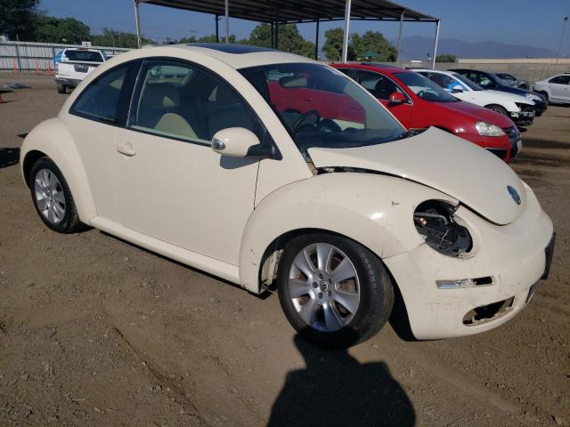 3VWRG3AG4AM014639 - 2010 VOLKSWAGEN NEW BEETLE CREAM photo 4