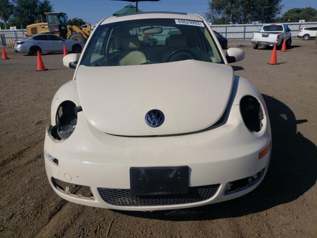 3VWRG3AG4AM014639 - 2010 VOLKSWAGEN NEW BEETLE CREAM photo 5