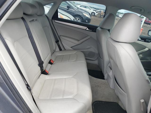 1VWAT7A3XFC083048 - 2015 VOLKSWAGEN PASSAT S GRAY photo 10