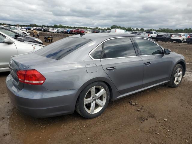 1VWAT7A3XFC083048 - 2015 VOLKSWAGEN PASSAT S GRAY photo 3