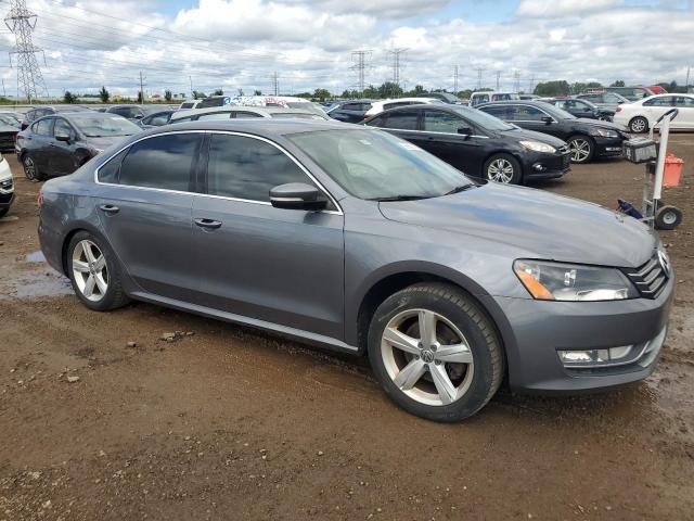 1VWAT7A3XFC083048 - 2015 VOLKSWAGEN PASSAT S GRAY photo 4