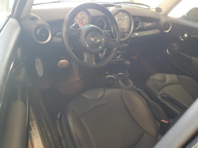 WMWZG3C55BTY36137 - 2011 MINI COOPER S CLUBMAN WHITE photo 8