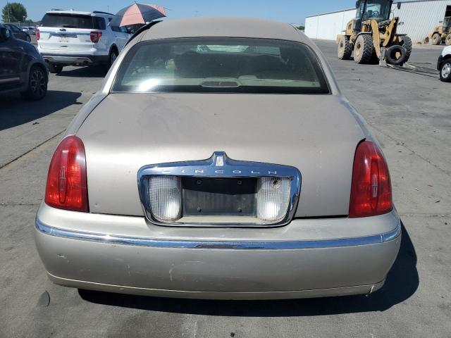 1LNHM81W9YY899233 - 2000 LINCOLN TOWN CAR EXECUTIVE Բեժ լուսանկար 6