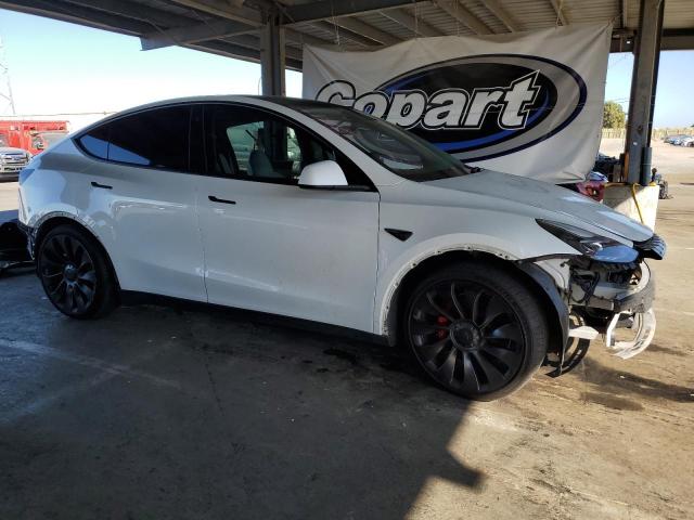 7SAYGDEF7PF711423 - 2023 TESLA MODEL Y 白色 照片 4