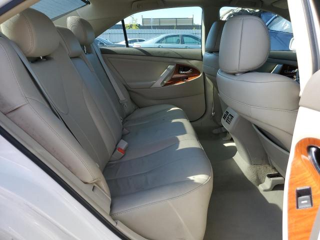 4T1BK3EK0AU603907 - 2010 TOYOTA CAMRY SE 白色 照片 10