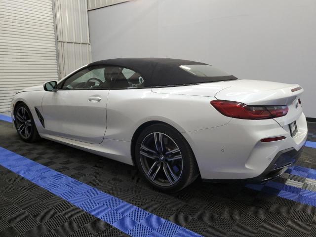 WBADZ2C08NCH18593 - 2022 BMW 840I WHITE photo 2