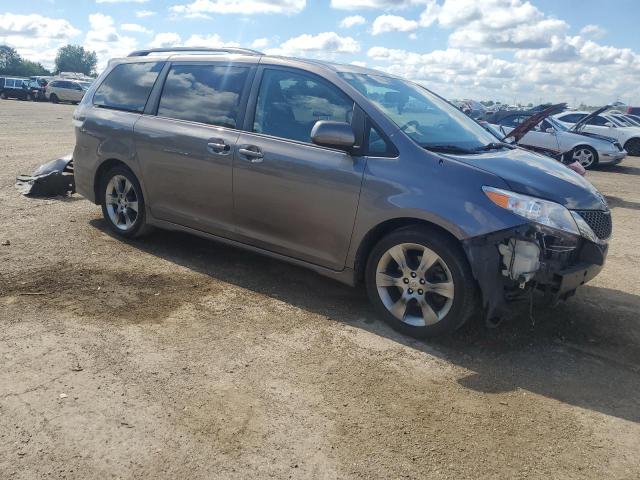 5TDXK3DC5CS206270 - 2012 TOYOTA SIENNA SPORT GRAY photo 4