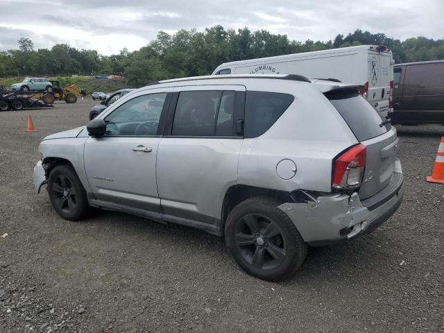 1J4NF1FB0BD157424 - 2011 JEEP COMPASS SPORT SILVER photo 2