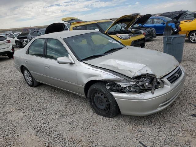 4T1BG22KXYU656186 - 2000 TOYOTA CAMRY CE ვერცხლისფერი ფოტო 4
