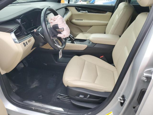 1GYKNBRS8JZ220827 - 2018 CADILLAC XT5 Silber Foto 7