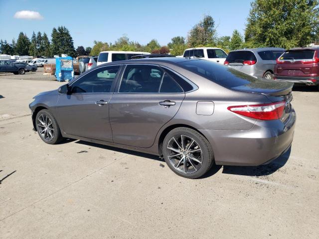 4T1BF1FK9FU494930 - 2015 TOYOTA CAMRY LE GRAY photo 2