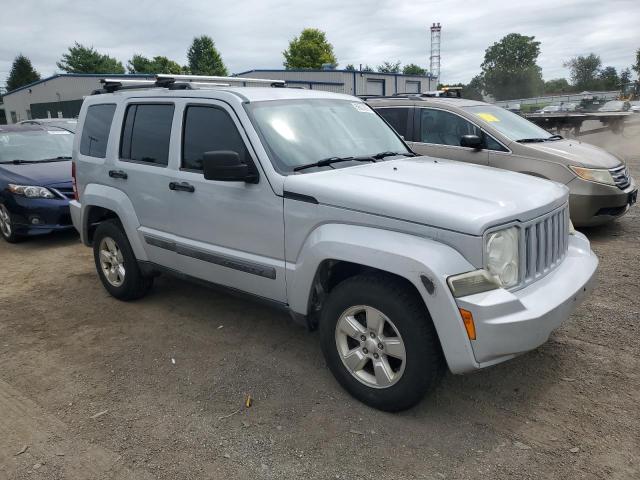 1C4PJMAK1CW113931 - 2012 JEEP LIBERTY SPORT SILVER photo 4