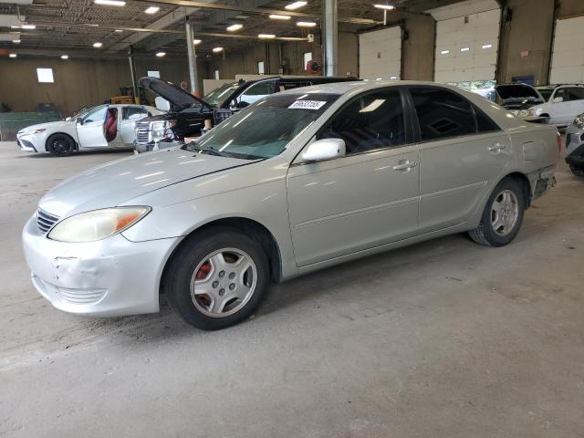 2002 TOYOTA CAMRY LE, 