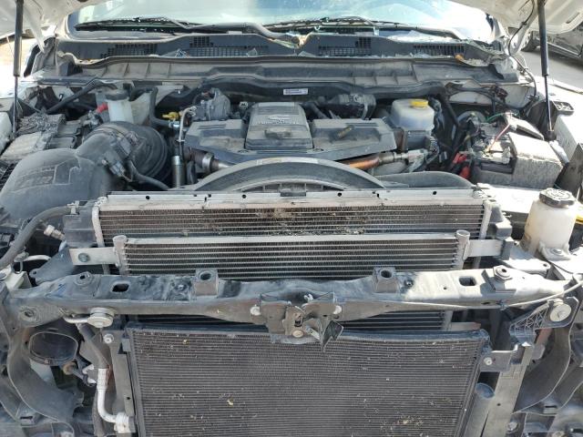 3C6UR5DLXJG395043 - 2018 RAM 2500 SLT Blanc photo 11