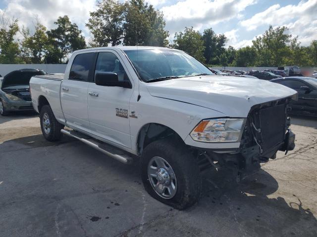 3C6UR5DLXJG395043 - 2018 RAM 2500 SLT Blanc photo 4