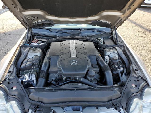 WDBSK75F03F036537 - 2003 MERCEDES-BENZ SL 500R SILVER photo 11