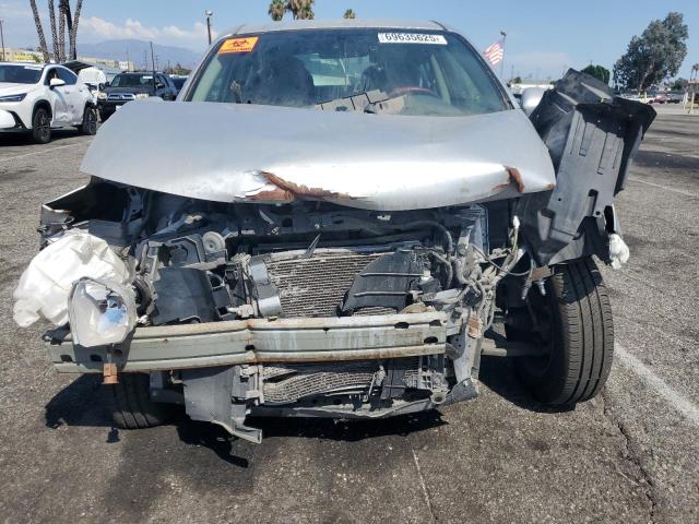 3N1CN7AP1GL887711 - 2016 NISSAN VERSA S 银色 照片 5