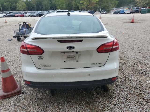 1FADP3J2XJL288291 - 2018 FORD FOCUS TITANIUM WHITE photo 6