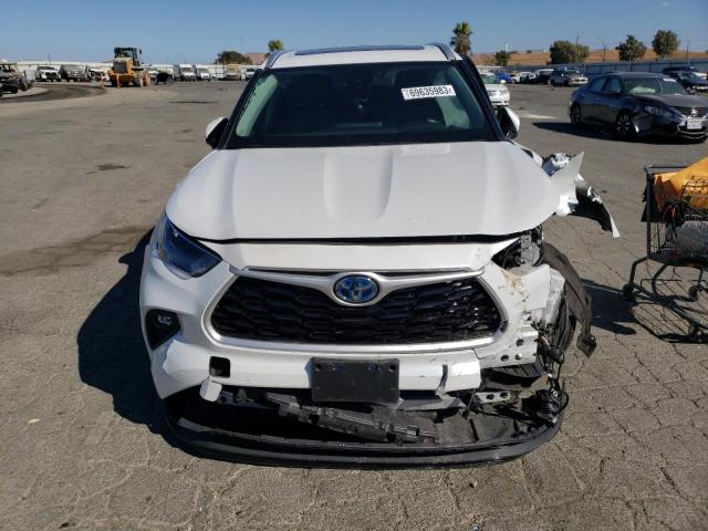 5TDHBRCH1NS538763 - 2022 TOYOTA HIGHLANDER HYBRID XLE WHITE photo 5