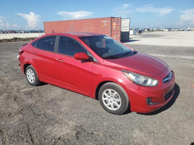 KMHCT4AE3DU288743 - 2013 HYUNDAI ACCENT GLS RED photo 4