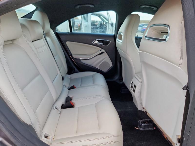 WDDSJ4EB1JN504803 - 2018 MERCEDES-BENZ CLA 250 رمادي صورة 10