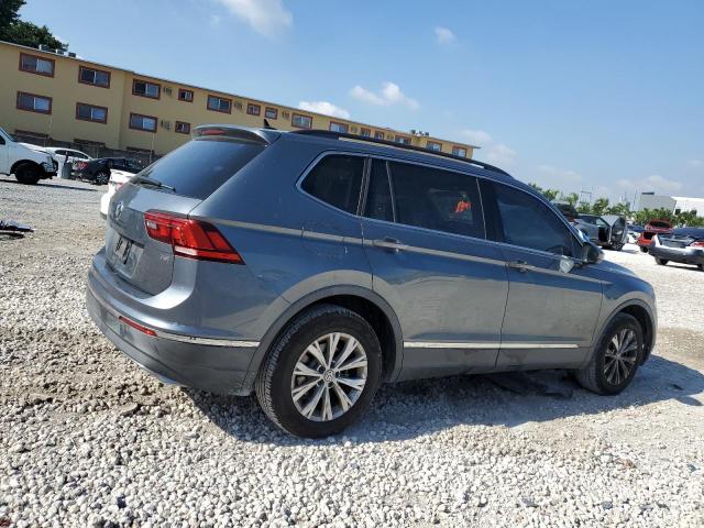 3VV3B7AX1JM082512 - 2018 VOLKSWAGEN TIGUAN SE Gri fotoğraf 3