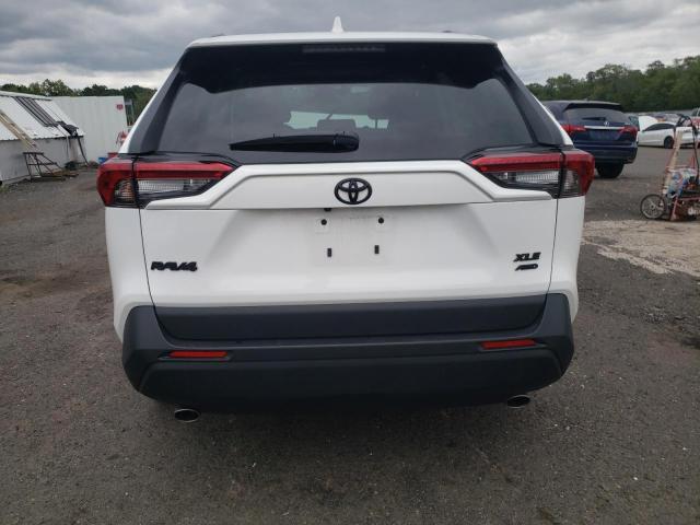 2T3P1RFV2RC480541 - 2024 TOYOTA RAV4 XLE 白色 照片 6