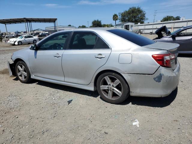 4T1BF1FK6CU176954 - 2012 TOYOTA CAMRY BASE SILVER photo 2