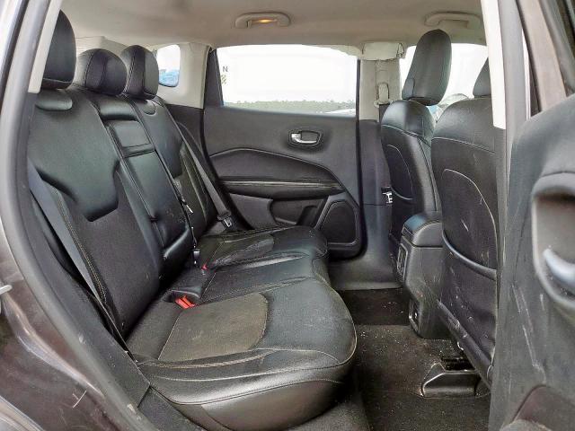 3C4NJCBB7JT124063 - 2018 JEEP COMPASS LATITUDE GRAY photo 11