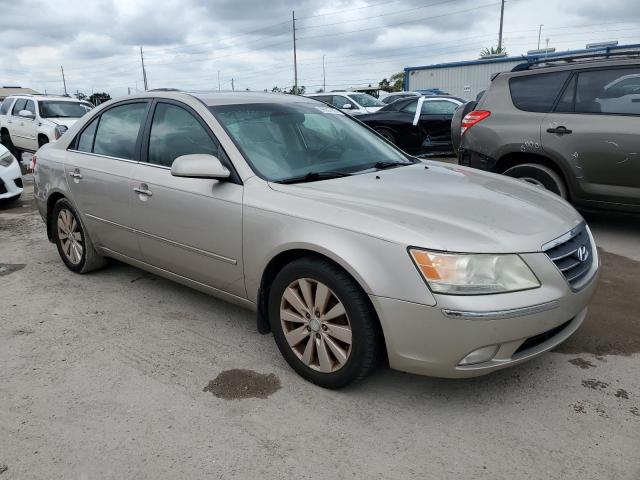 5NPEU46C09H516152 - 2009 HYUNDAI SONATA SE BEIGE photo 4