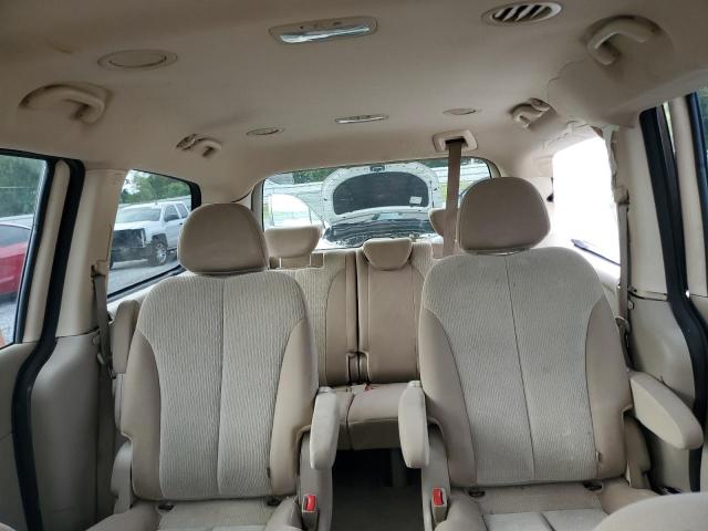 KNDMG4C77C6456849 - 2012 KIA SEDONA LX SILVER photo 10