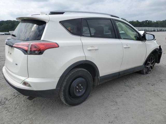 JTMNFREV5HJ147126 - 2017 TOYOTA RAV4 SE WHITE photo 3